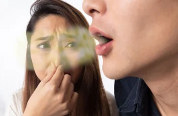 Persistent bad breath as one of the signs you need to visit a dentist for evaluation