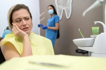Emergency Dentist Yukon OK: What to Do If You Break or Knock Out a Tooth 8 When to Call an Emergency Dentist